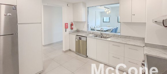 Apartamento de 4 dormitorios en Umm Suqeim, UAE No. 31957 6