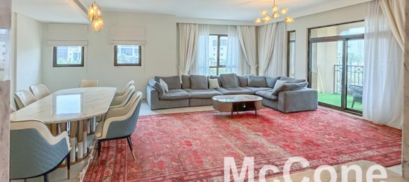 Apartamento de 4 dormitorios en Umm Suqeim, UAE No. 31957 2