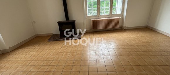 3 bedrooms House in Chateaudun, France No. 259437 4