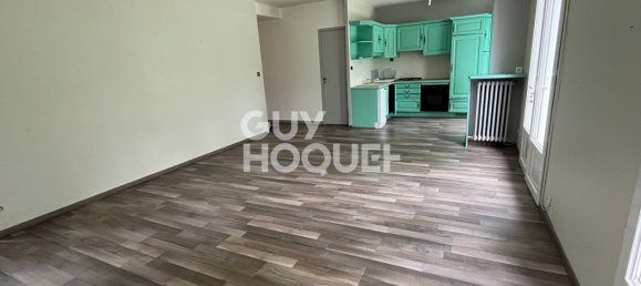 3 bedrooms House in Chateaudun, France No. 259437 3