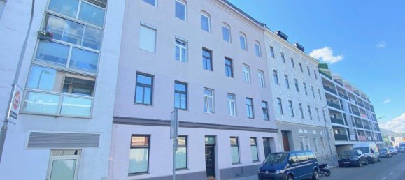 Квартира с 3 комнатами в Зиммеринг, Австрия № 153431 2