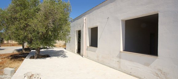 2 Schlafzimmer Villa in Ugento, Italy, Nr. 332781 23