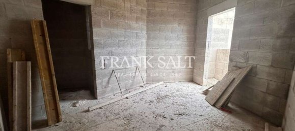 2 bedrooms Penthouse in Mosta, Malta No. 2458 5