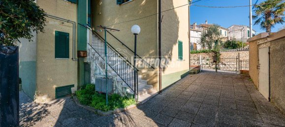 3 rooms Apartment in Numana, Italy No. 2284 32
