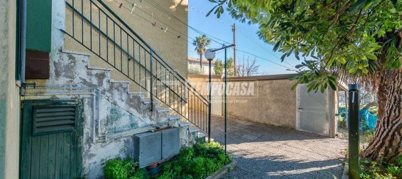 3 rooms Apartment in Numana, Italy No. 2284 34