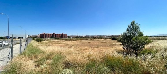 Земельный участок 6987м² в Авила, Испания № 69674 2