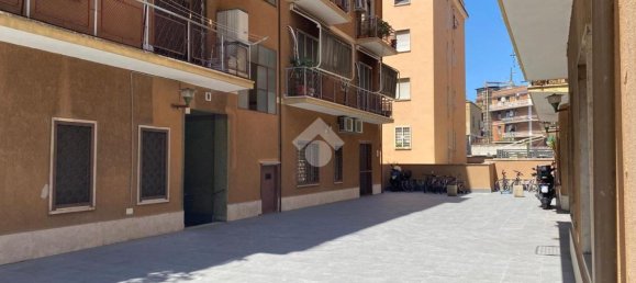 Apartamento de 3 habitaciónes en Rome, Italy No. 269460 2