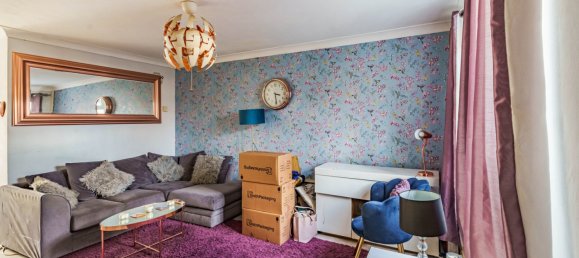 3 Schlafzimmer Haus in Horley, United Kingdom, Nr. 2196 4