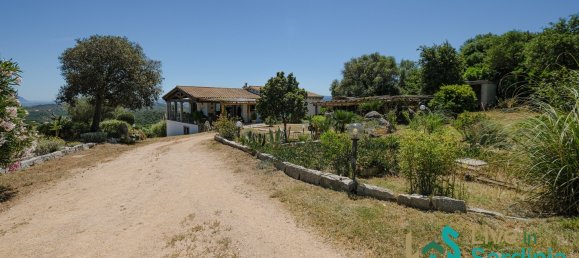 5 bedrooms Villa in Telti, Italy No. 340773 7