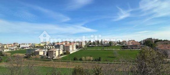 3 Schlafzimmer Haus in Mosciano Sant'Angelo, Italy, Nr. 149598 25