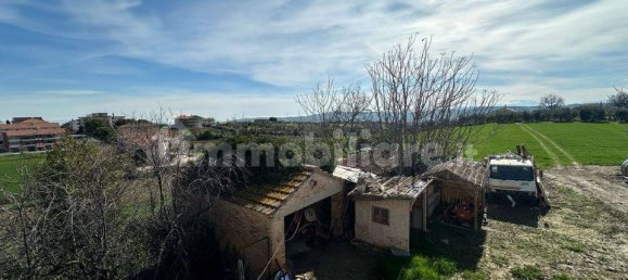 3 Schlafzimmer Haus in Mosciano Sant'Angelo, Italy, Nr. 149598 27