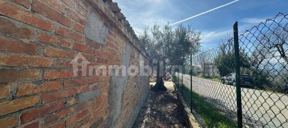 3 Schlafzimmer Haus in Mosciano Sant'Angelo, Italy, Nr. 149598 7