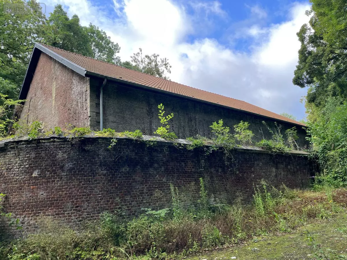 Gewerbliche Immobilie in Arras, France, Nr. 296257