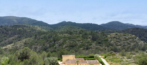 4 bedrooms House in Alicante, Spain No. 135710 2