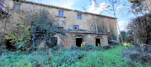 6 غرف نوم منزل في San Gimignano, Italy رقم 143749 3