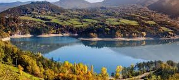 4 rooms Apartment in Camugnano, Italy No. 120131 2