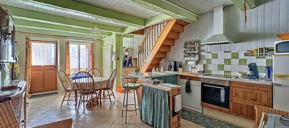 Casa de 4 dormitorios en Laferte-sur-Amance, France No. 52513 3