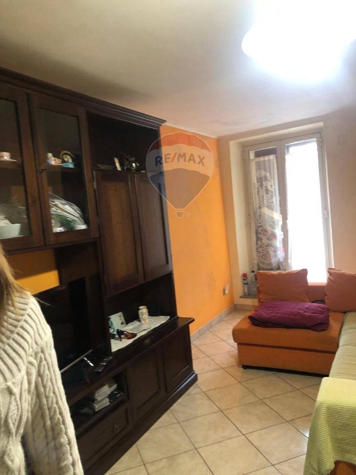 4 rooms House in Caltagirone, Italy No. 42235