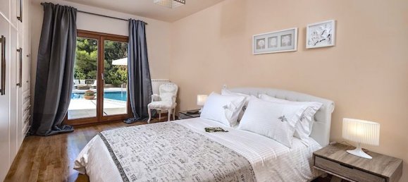 7 bedrooms Commercial property in Chania, Greece No. 225 26