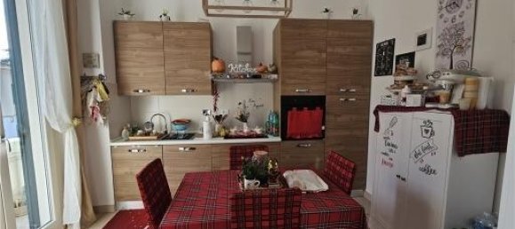 6-salle Appartement à Empoli, Italy No. 33088 2