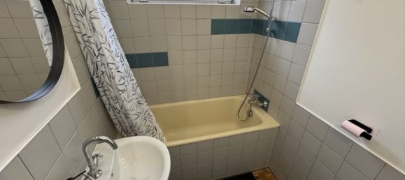 Studio in Paris, France No. 312533 6