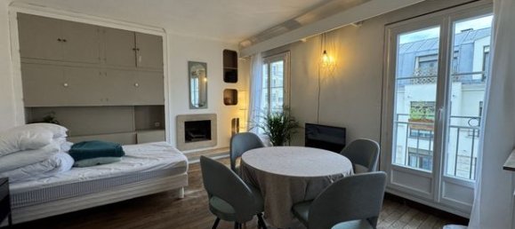 Studio in Paris, France No. 312533 2