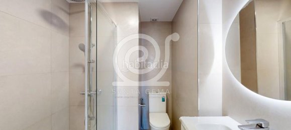 Apartamento de 3 dormitorios en La Coruña, Spain No. 137186 16
