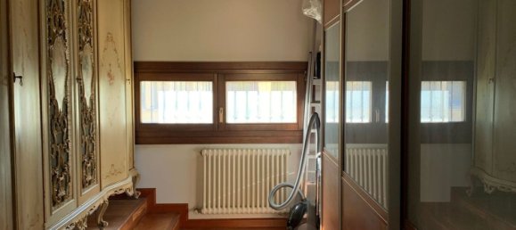 9 rooms Villa in Ferrara, Italy No. 113967 17