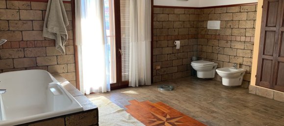 9 rooms Villa in Ferrara, Italy No. 113967 11