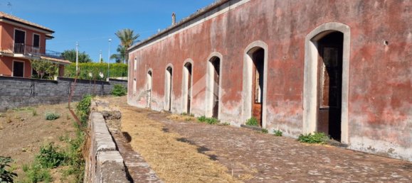 8 bedrooms Villa in Aci Sant'Antonio, Italy No. 309888 10