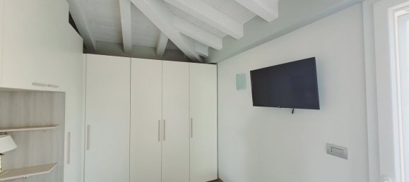 4-salle Appartement à San Bartolomeo al Mare, Italy No. 36591 4