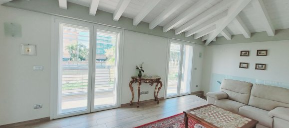 4-salle Appartement à San Bartolomeo al Mare, Italy No. 36591 46