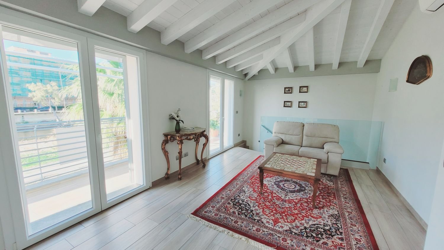 4-salle Appartement à San Bartolomeo al Mare, Italy No. 36591