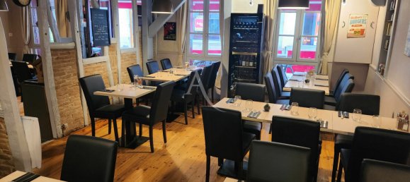 Propriété commerciale à Saint-Aignan, France No. 231092 4