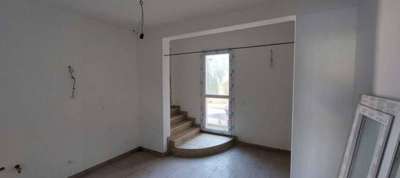 Apartamento de 3 divisões em Concordia sulla Secchia, Italy N.º 193945 14