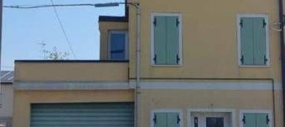 Apartamento de 3 divisões em Concordia sulla Secchia, Italy N.º 193945 12