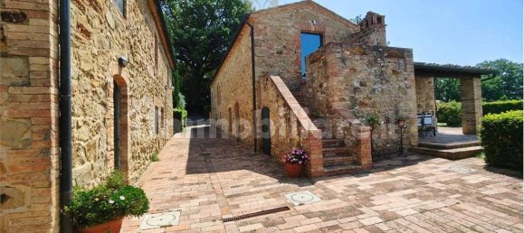 18 bedrooms House in Casole d'Elsa, Italy No. 195269 14