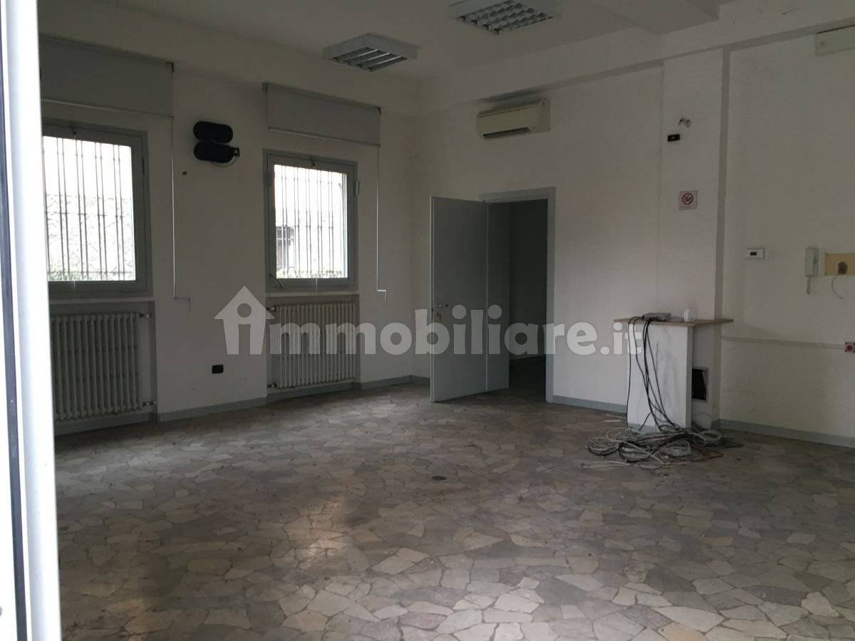 108m² Office in Adria, Italy No. 307468