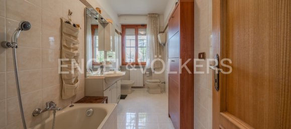 6 bedrooms House in Perugia, Italy No. 68800 12