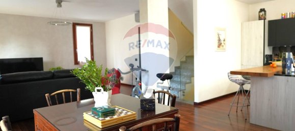 5-Zimmer Haus in Paderno Dugnano, Italy, Nr. 34098 7