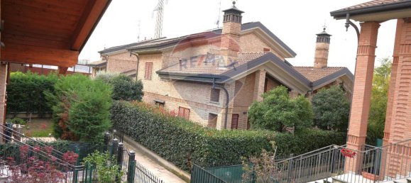 5-Zimmer Haus in Paderno Dugnano, Italy, Nr. 34098 18