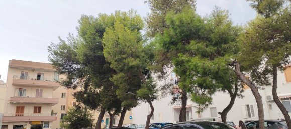 Квартира с 5 комнатами в Gallipoli, Италия № 159265 3