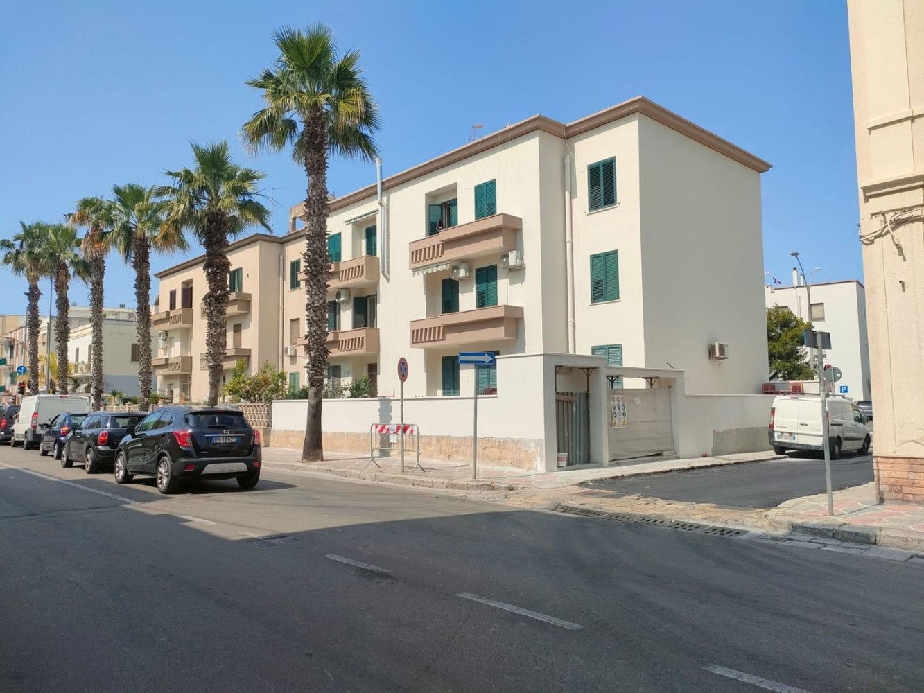 Квартира с 5 комнатами в Gallipoli, Италия № 159265