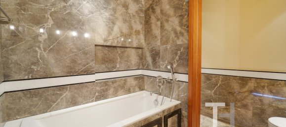 2 bedrooms Apartment in Burj Khalifa, UAE No. 28516 10