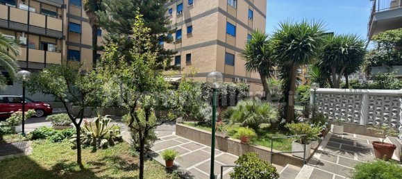 4 bedrooms Apartment in Rome, Italy No. 215977 33