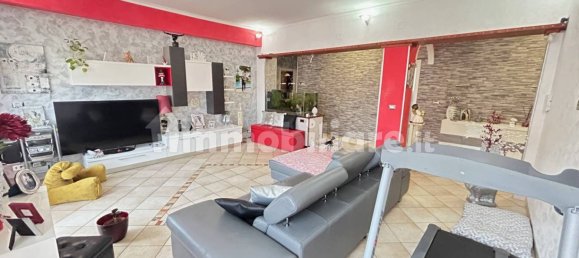 4 bedrooms Apartment in Rome, Italy No. 215977 12