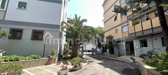 4 bedrooms Apartment in Rome, Italy No. 215977 34