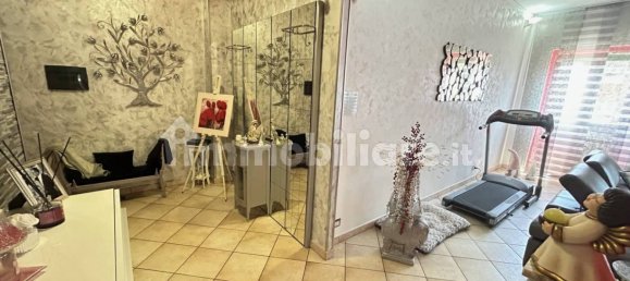 4 bedrooms Apartment in Rome, Italy No. 215977 8