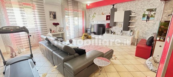 4 bedrooms Apartment in Rome, Italy No. 215977 10