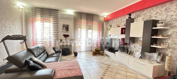 4 bedrooms Apartment in Rome, Italy No. 215977 17